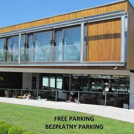 Regatta Restauracja Poznaň