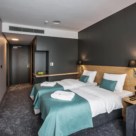 Hotel Regatta Restauracja 4*