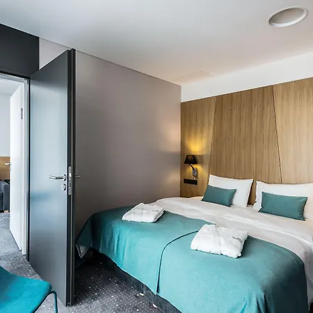 Hotel Regatta Restauracja 4*