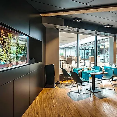 Regatta Restauracja 포즈난