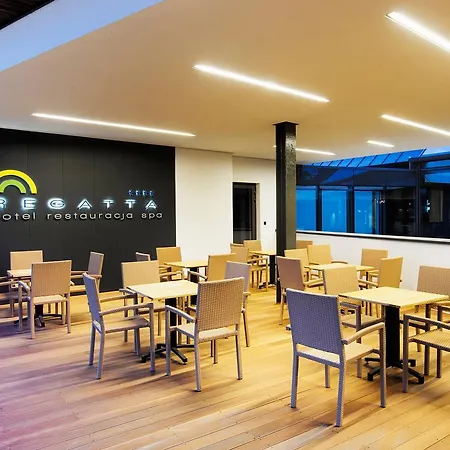 ホテル Regatta Restauracja 4*