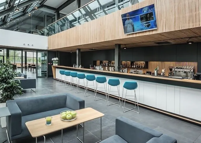 Regatta Restauracja 4*