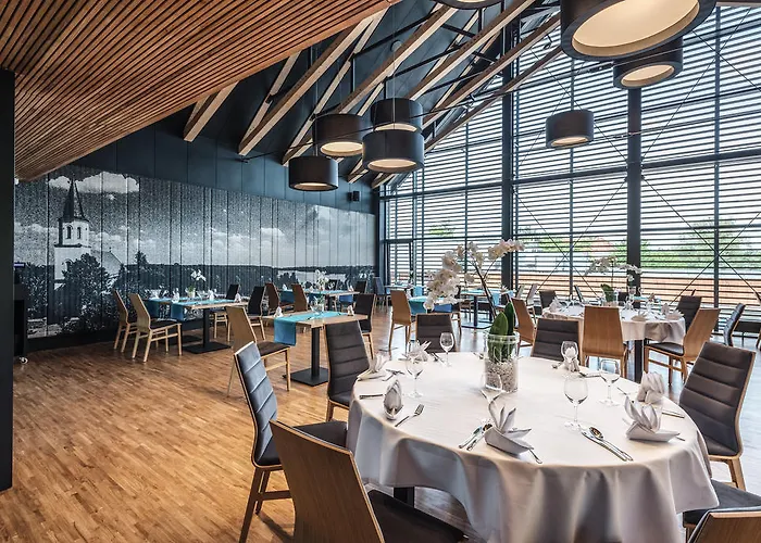 Regatta Restauracja Poznaň